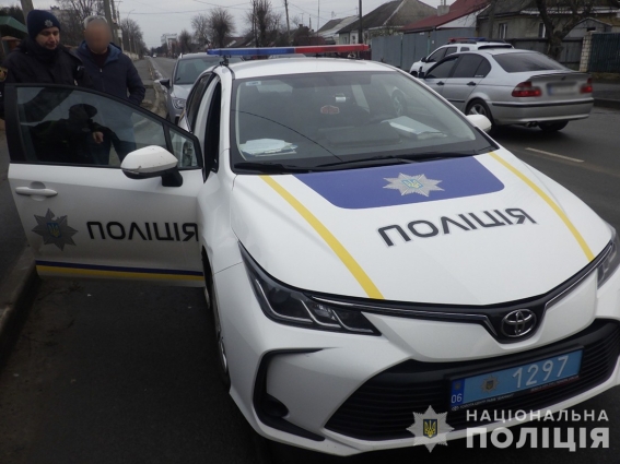 На Звягельщині двоє нетверезих водіїв намагалися відкупитися за порушення