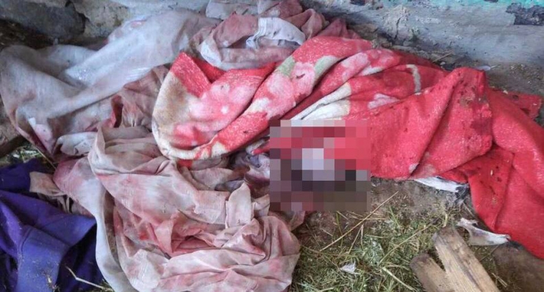 На Житомирщині жінка приховувала вагітність: після самостійних пологів виявили мертве немовля у ковдрі