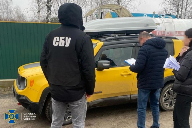 На Житомирщині викрили адвоката на «земельному шахрайстві»: орендував у «мертвих душ» землю на 12,5 млн грн.