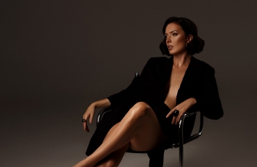 Лєра Мандзюк 27 квітня у Житомирі презентує «Культурний стендап»! Буде відверто, смішно і незабутньо