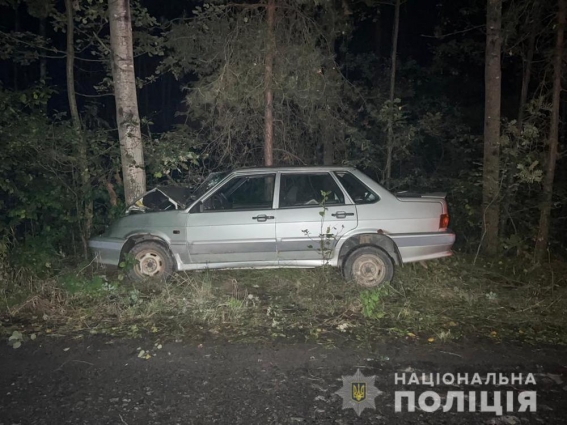 У Романівській громаді у ДТП травми отримав водій авто: поліція проводить перевірку