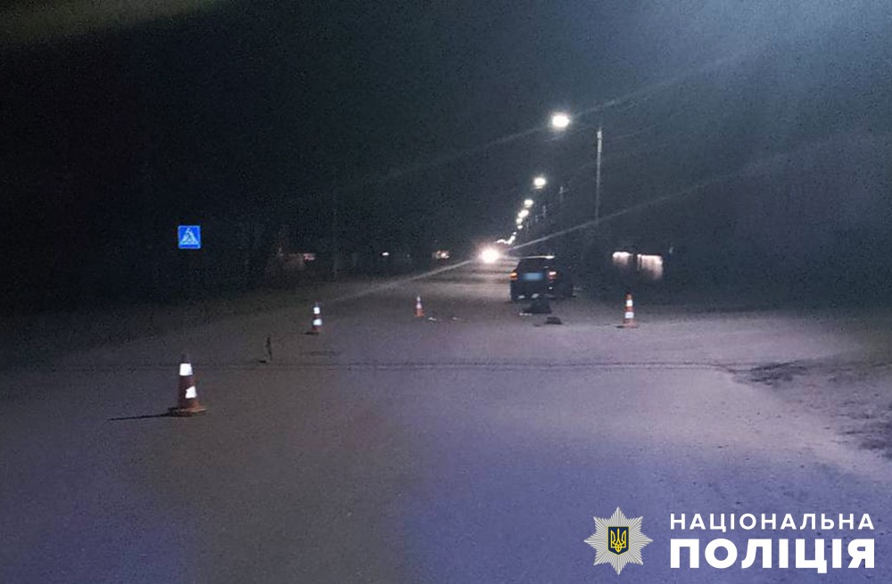 У Радомишлі водій автомобіля Opel наїхав на пішохода, жінка померла в лікарні (ФОТО)