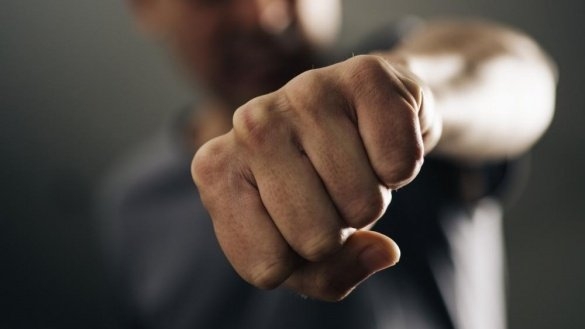 Чоловіку, який побив односельця у Ружинській громаді, загрожує позбавлення волі на строк від 5 до 8 років