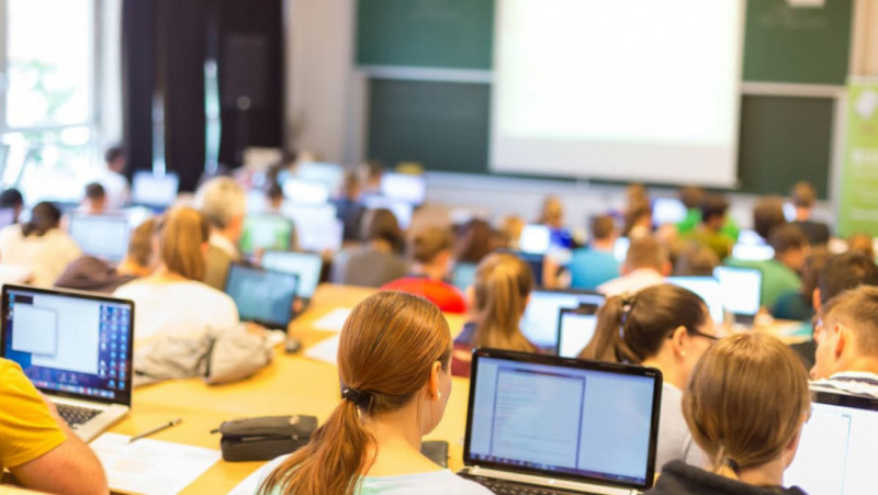 На Житомирщині затверджено оновлену проєктну мережу з 94 профільних ліцеїв