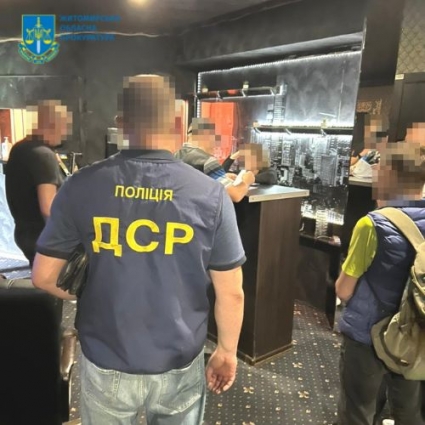 У Житомирі викрили нелегальний гральний заклад: усім п’ятьом «азартникам» повідомили про підозру (ФОТО)