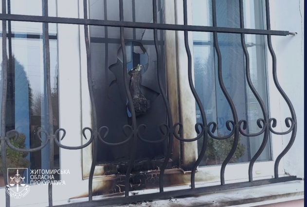 Нічний підпал приміщення сільської ради – жителю Житомирщини повідомлено про підозру