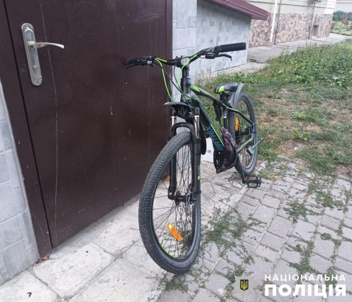 У Звягелі під колеса автівки потрапив 9-річний велосипедист, дитина в лікарні