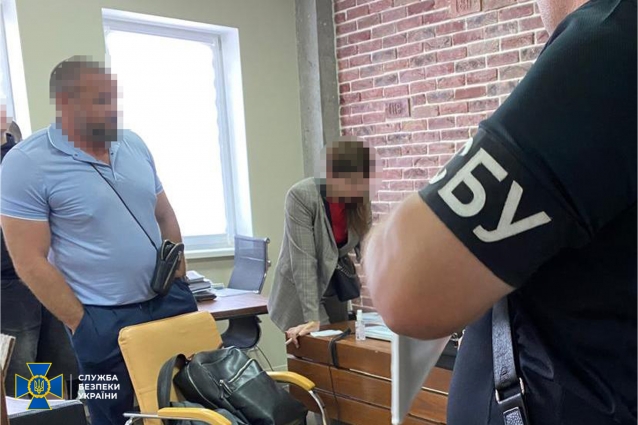 Відстрочка, або зняття з військового обліку за 10 тис. доларів: уроженець Житомирщини, адвокат, організував «схему для ухилянтів»