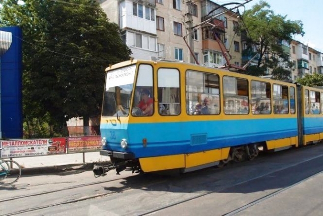 У Житомирі рух трамвая призупинять, через ремонт дороги на вулиці Небесної Сотні
