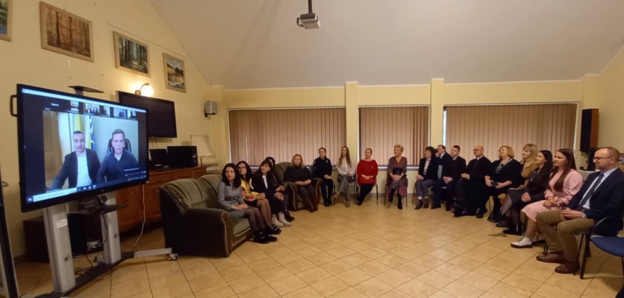 Житомирська група спеціалістів, які надаватимуть допомогу у сфері психічного здоров'я, поїхала на навчання до Польщі (ФОТО)