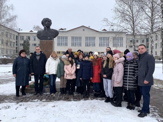 Борису Тену 125: у Житомирі вшанували пам'ять видатного поета (ФОТО)