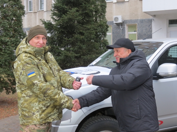 У Житомирі передали автомобіль для бійців 9-го прикордонного загону імені Січових Стрільців (ФОТО)