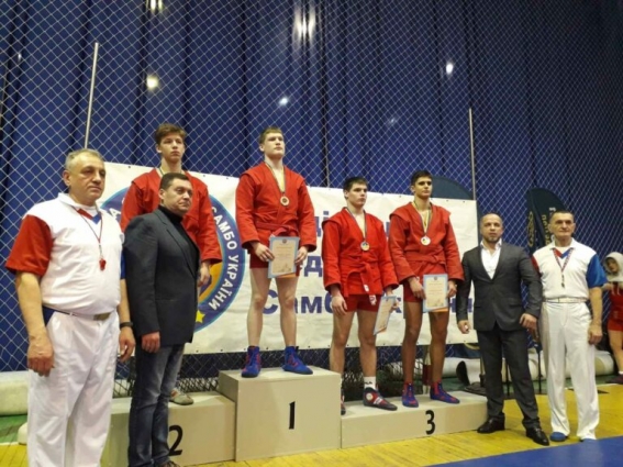 Богдан Забродський посів ІІ місце на чемпіонаті України серед старших юнаків з боротьби самбо