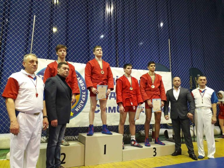 Богдан Забродський посів ІІ місце на чемпіонаті України серед старших юнаків з боротьби самбо
