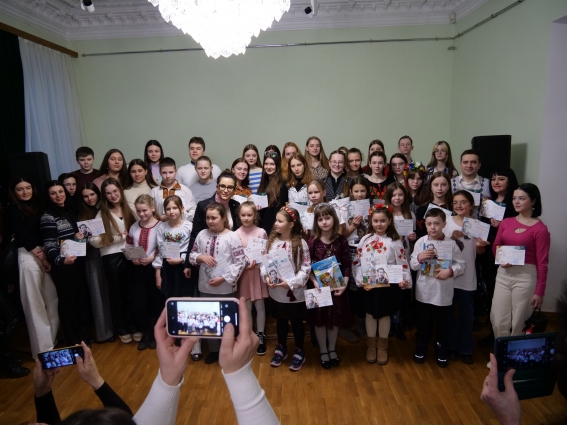 У Житомирі нагородили учасників онлайн конкурсу присвячених дню народження Лесі Українки «Хотіла б я піснею стати…» (ФОТО)