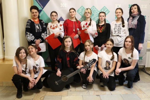 У Житомирі з нагоди 152-річного ювілею з дня народження Лесі Українки стартувала естафета серед навчальних закладів