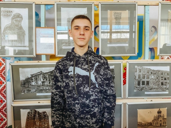 У Житомирі в літературному музеї відбудеться відкриття персональної виставки картин 15-річного Максима Косякевича (ФОТО)