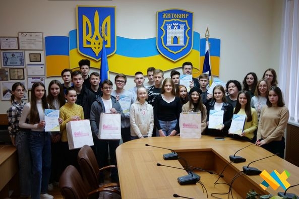 У Житомирі нагородили переможців Весняного Кубку з Гри «Що?Де?Коли?» (ФОТО)