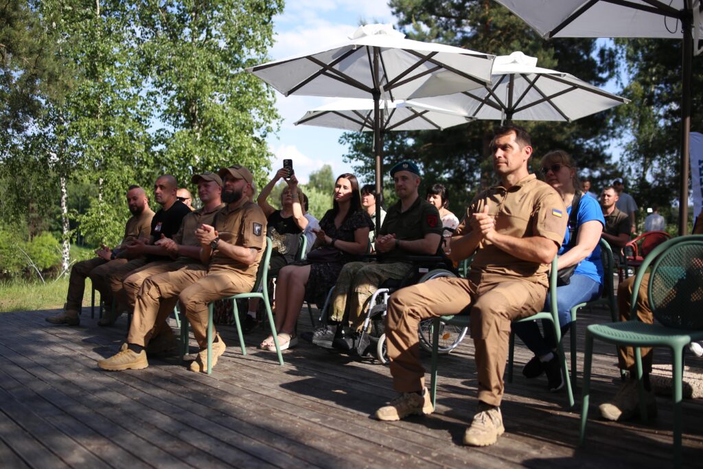Сергій «Волина» Волинський продовжує допомагати морпіхам навіть у полоні (ФОТО)