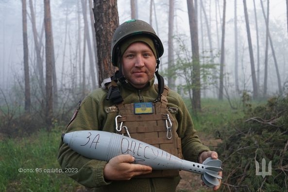 Мінометники 95-ої бригади розповіли як боронять рідну землю (ФОТО)