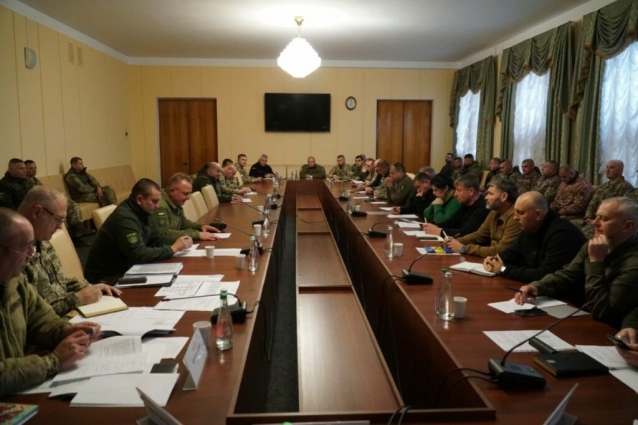 Олександр Федько провів нараду з представниками військових угруповань та правоохоронних органів Житомирської області