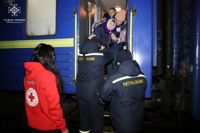 До Бердичева прибув черговий потяг з Донеччини із 20-ма евакуйованими особами