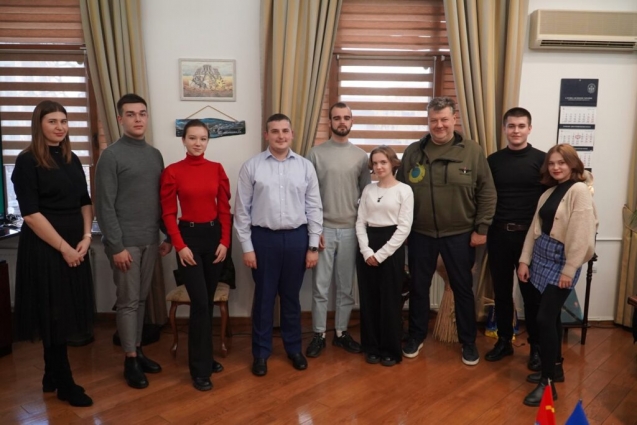 Віталій Бунечко провів зустріч з членами молодіжної ради при Житомирській ОВА (ВІДЕО)