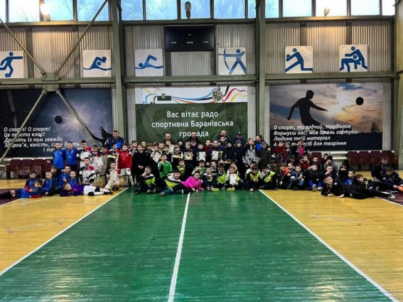 У Баранівці відбувся турнір з міні-футболу серед юнаків на підтримку ЗСУ