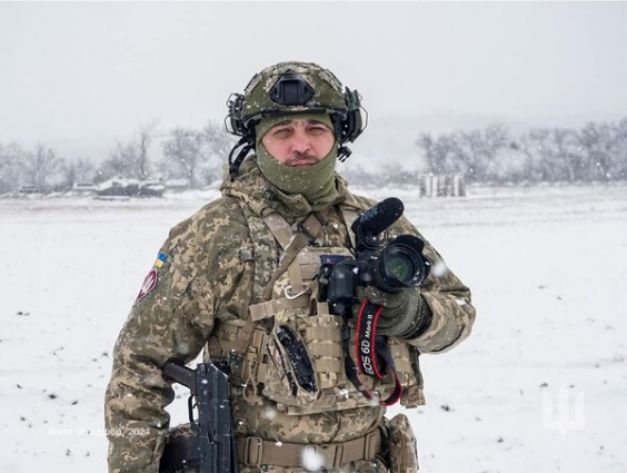 У день військового журналіста розповіли про роботу на фронті фотокореспондента 95 бригади ДШВ