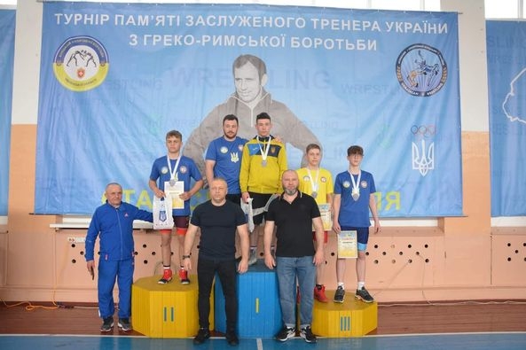 «Золоту» та дві «бронзові» нагороди вибороли спортсмени-борці з Житомирщини у Всеукраїнському турнірі