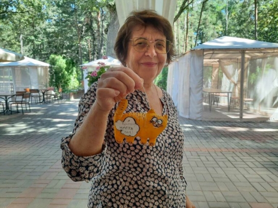 На Житомирщині жінки-лідерки з інвалідністю взяли участь у майстер-класі з пошиття іграшок