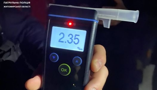 На Житомирщині за ніч виявили 5 водіїв, які сили за кермо напідпитку, 2 із них були в стані наркотичного сп'яніння
