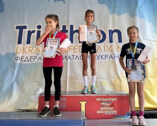 Житомирські спортсмени вибороли 12 медалей на Всеукраїнських змаганнях «Дитяча Ліга» з триатлону