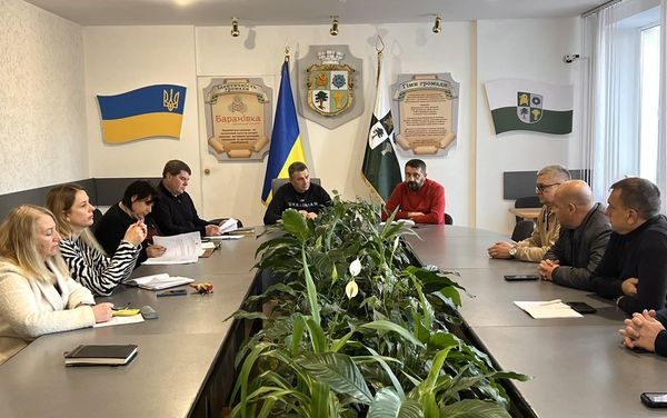 У Баранівці відбулась нарада під час якої керівники комунальних установ та структурних підрозділів прозвітували про виконану роботу
