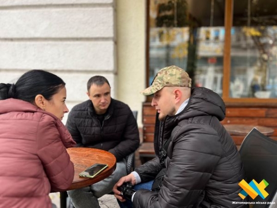 Військовий ЗСУ Богдан Лаговський розповідає, як отримав поранення та опанував біонічну руку