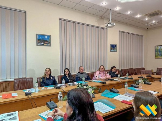 У Житомирі відбувся круглий стіл із протидії та запобігання гендерно зумовленому та домашньому насильству