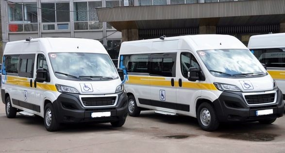 У Житомирі надано понад 4,5 тисячі послуг з безоплатного перевезення осіб з інвалідністю, зокрема і дітей