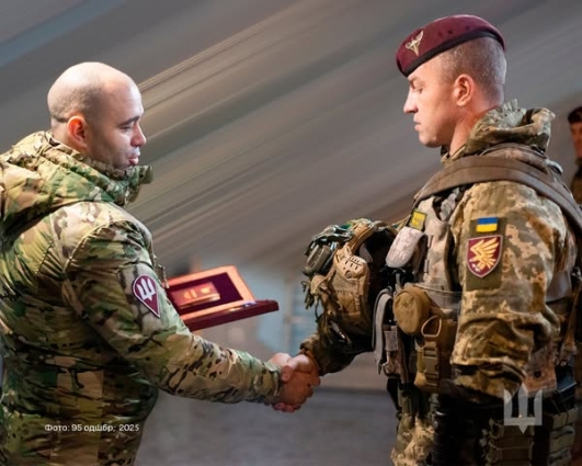Військові 95-ої бригади отримали нагороди від командира