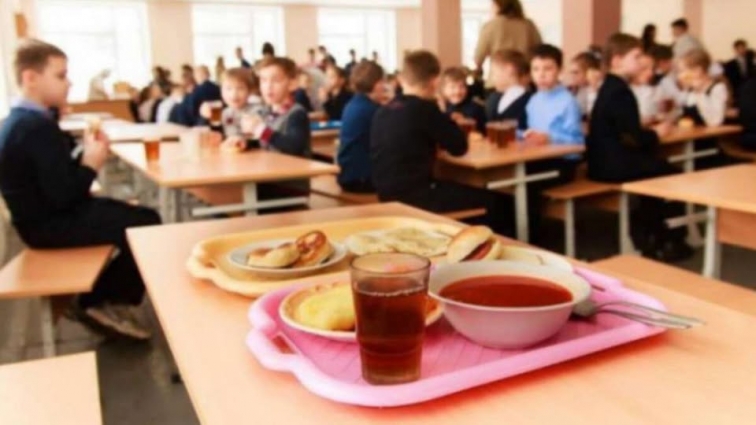 У Житомирі безоплатне харчування для учнів 1–4 класів продовжать у 2025 році
