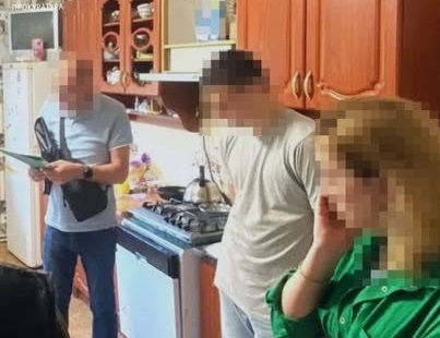 У Житомирі судитимуть співучасників ОЗГ, які шахрайським способом зняли з рахунків громадян майже 1,2 млн. грн.