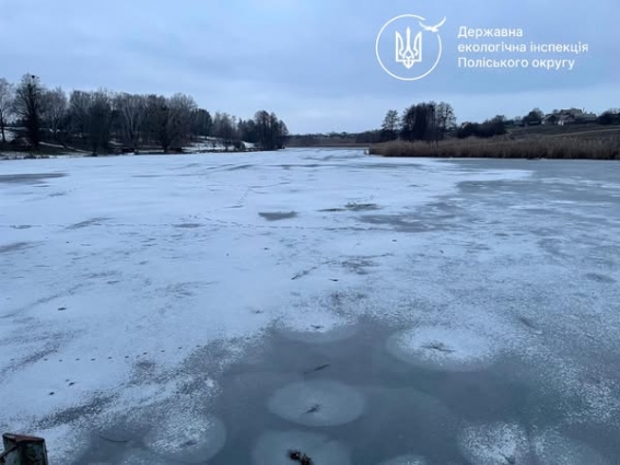Екоінспекція проводить рейди на річках Житомирщини для перевірки дотримання правил рибальства та виявлення фактів браконьєрства