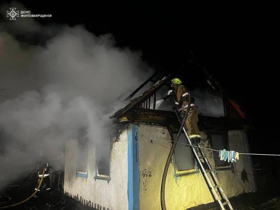 У Житомирській області впродовж доби рятувальниками ліквідовано п'ять пожеж