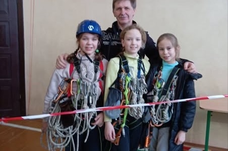 У Тетерівській громаді діти змагалися у відкритій першості зі спортивного туризму в закритих приміщеннях