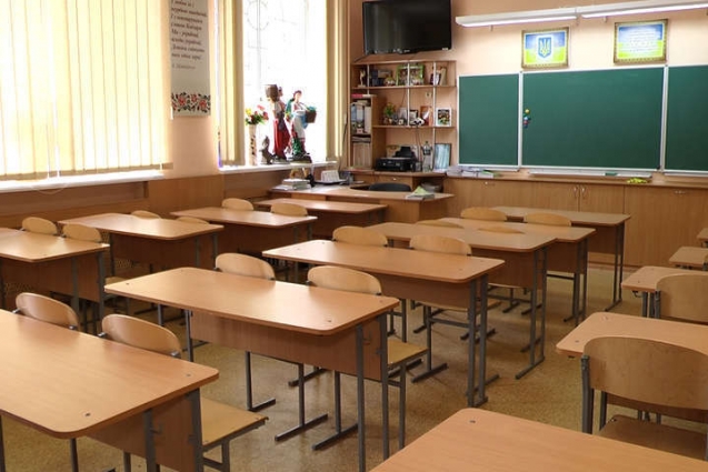 У Житомирській області більшість навчальних закладів перейшли на дистанційну форму навчання