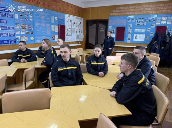 8 випускників закладів вищої освіти ДСНС України поповнили лави житомирських рятувальників
