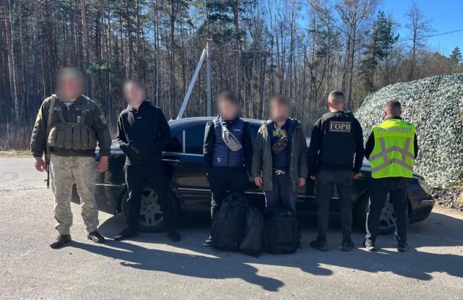 На Житомирщині викрили жителя Полтавщини, який організував незаконний перетин кордону двом чоловікам