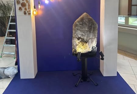 На Житомирщині видобули 205 кілограмовий топаз, який визнано найбільшим природним кристалом та внесено до Книги рекордів України