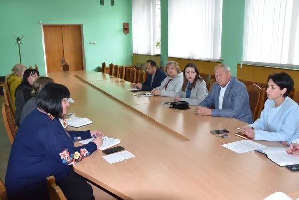 Прийомна родина з Ружинської громади візьме на виховання ще двох дітей