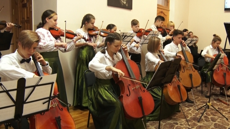 Музична школа ім. С. Ріхтера сьогодні відсвяткувала свій 50-річний ювілей