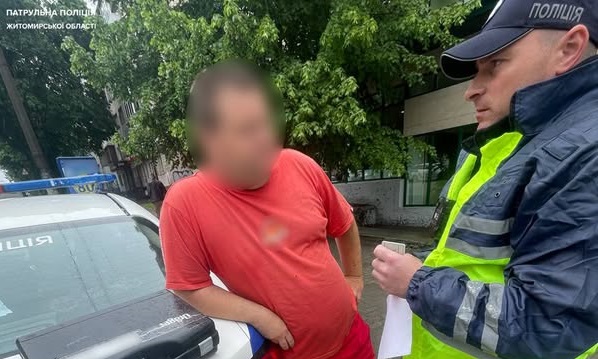 У Житомирі затримали п’яного водія вантажівки, який вчинив ДТП: Драгер показав більше 6 промілле